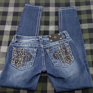 Miss Me Studded Skinny Size 27 denim Jeans